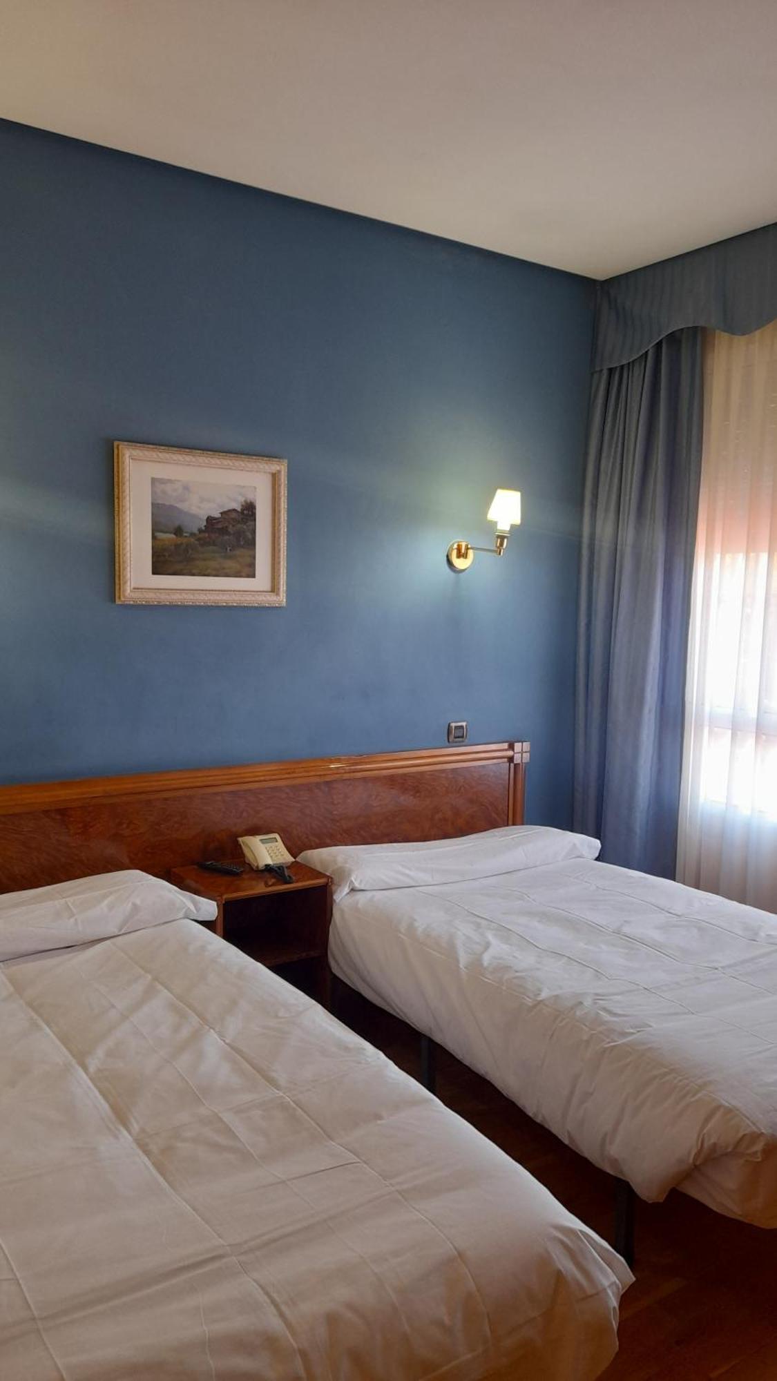 Hotel Las Moreras Leon Ngoại thất bức ảnh
